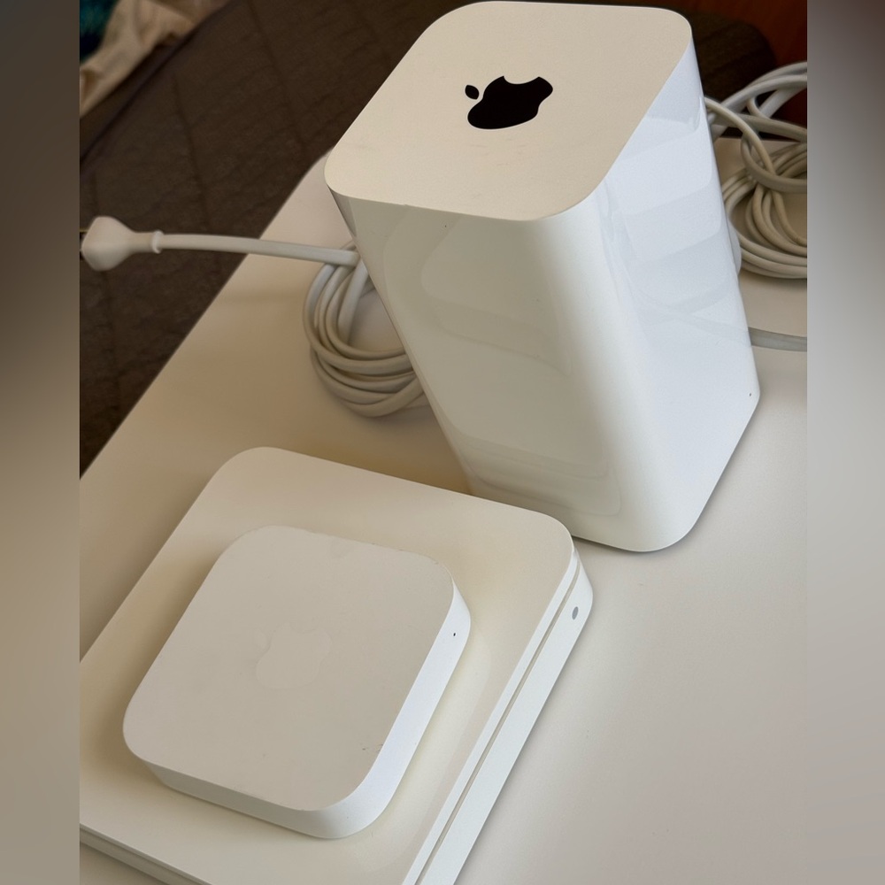 Apple WiFi setup kit